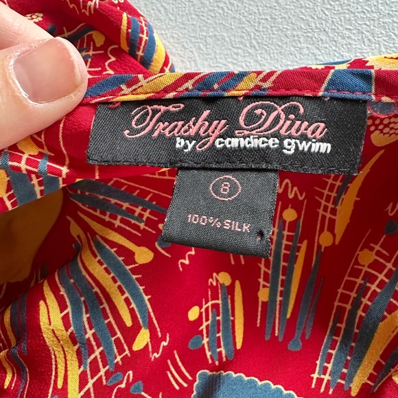 EUC Trashy Diva SILK Sacred Hearts Bonita RARE - Picture 7 of 7